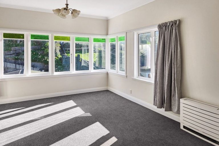 Photo of property in 67 Rolleston Street, Mount Cook, Wellington, 6021
