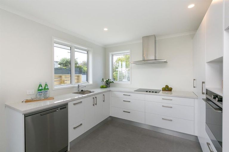 Photo of property in 81 Lorna Street, Lynmouth, New Plymouth, 4310