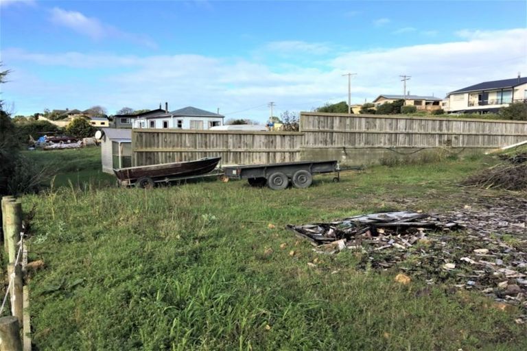 Photo of property in 12 Hill Street, Kaka Point, 9271