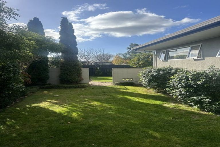 Photo of property in 32 Saint Hill Lane, Havelock North, 4130
