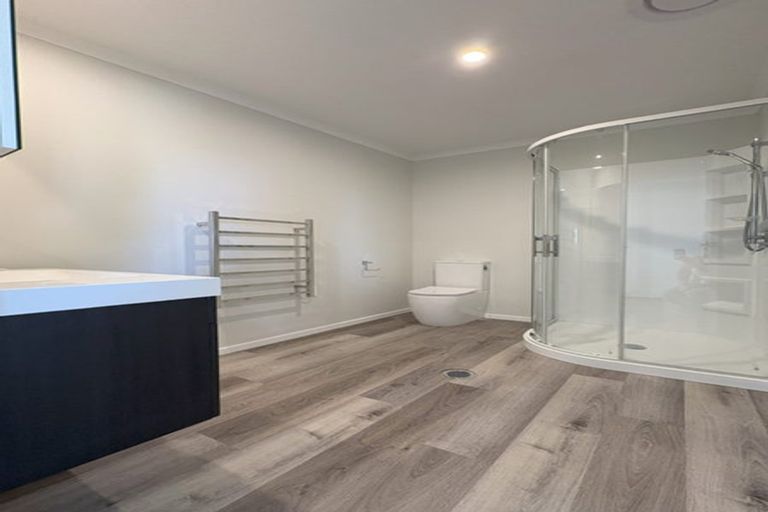 Photo of property in 103 Botanical Road, Takaro, Palmerston North, 4412