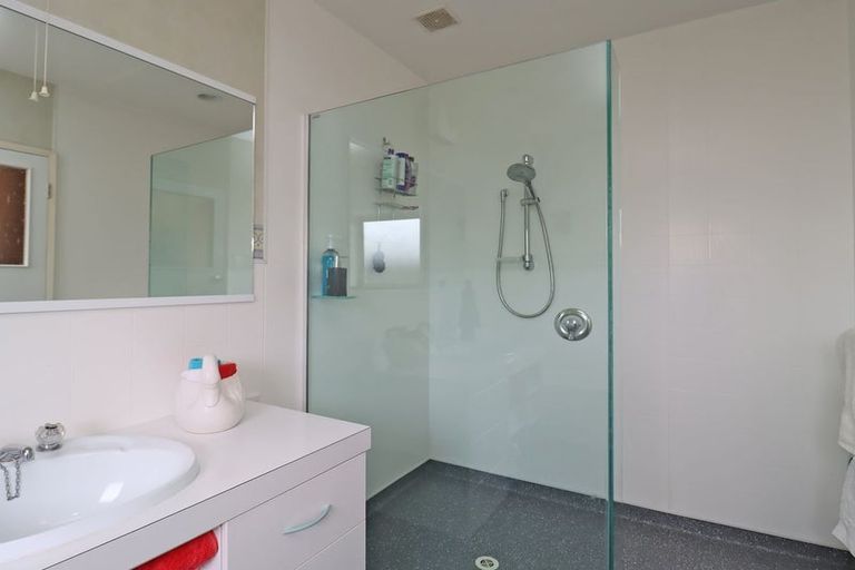 Photo of property in 17 Oakleigh Crescent, Oamaru North, Oamaru, 9400