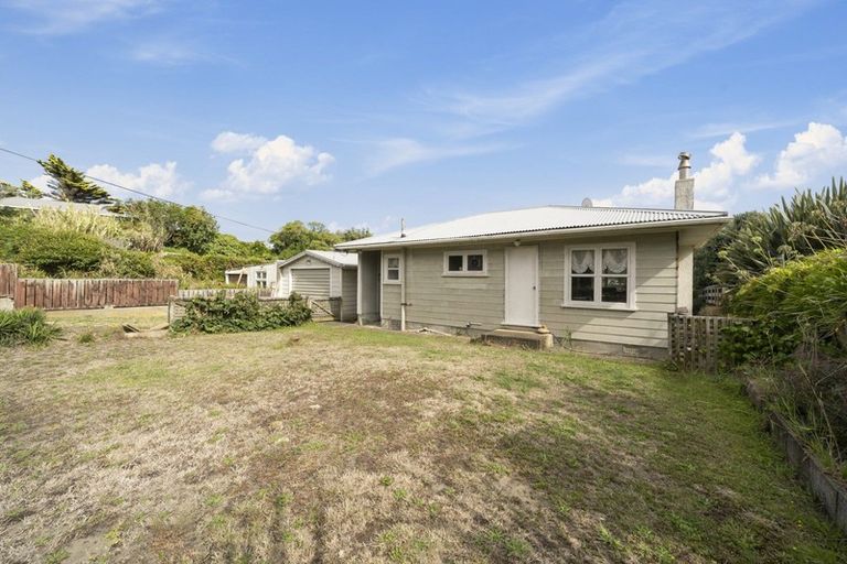 Photo of property in 31 Dixie Street, Te Horo Beach, Otaki, 5581