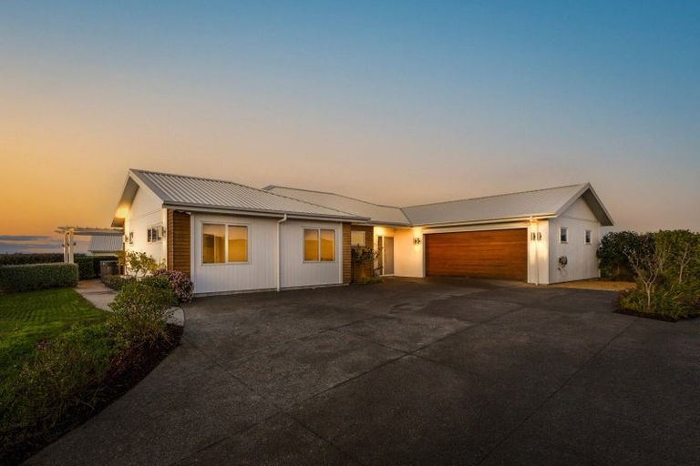 Photo of property in 22 Quarry Ridge, Poraiti, Napier, 4182