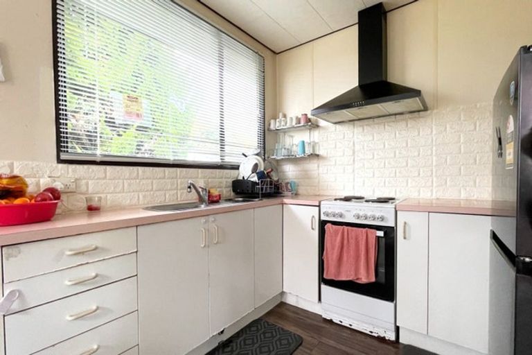 Photo of property in 3/9 Ireland Place, Ranui, Auckland, 0612