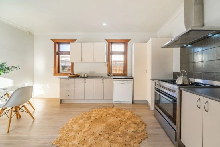 Photo of property in 50 Brook Street, Waterloo, Lower Hutt, 5011