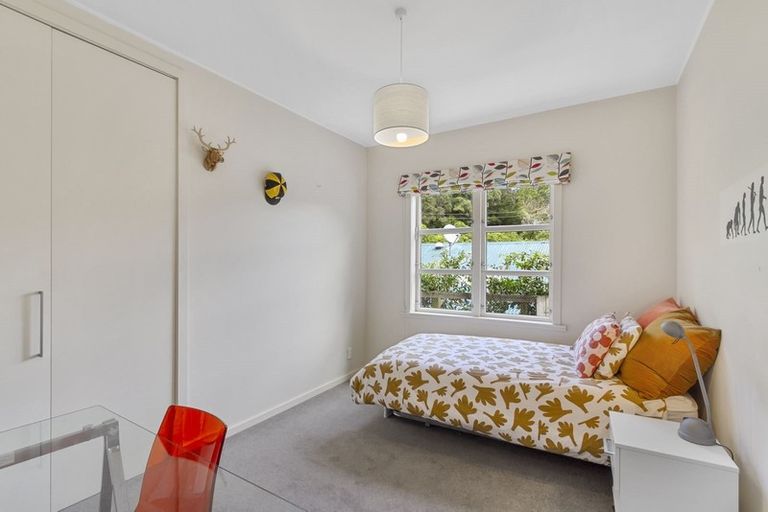 Photo of property in 16 Wilton Road, Wadestown, Wellington, 6012