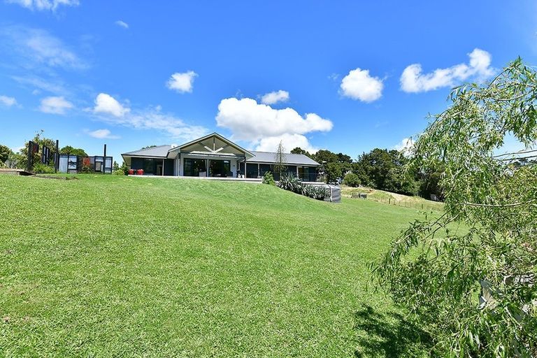 Photo of property in 79 Kanohi Road, Kaukapakapa, 0873