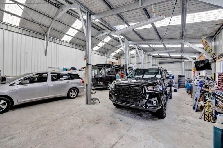 Photo of property in 59 Monmouth Road, Pembroke, Stratford, 4394