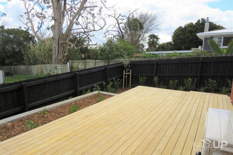 Photo of property in 15/15 Sunhill Road, Sunnyvale, Auckland, 0612