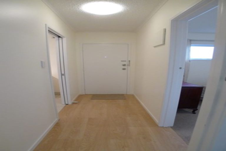 Photo of property in 4/83 Lake Road, Devonport, Auckland, 0622