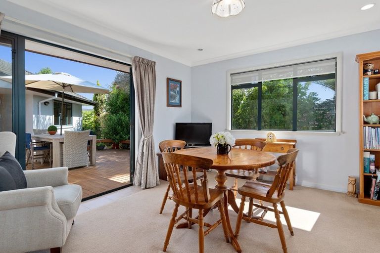Photo of property in 15 La Colina Place, Bethlehem, Tauranga, 3110