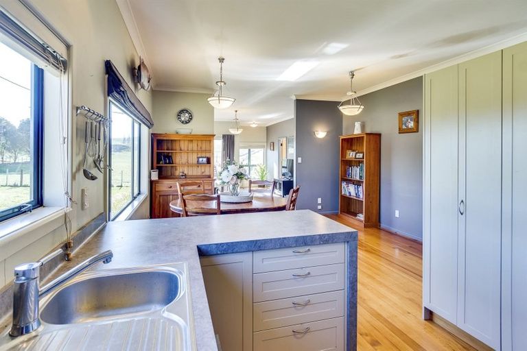 Photo of property in 2 Range Road, Waipawa, 4273