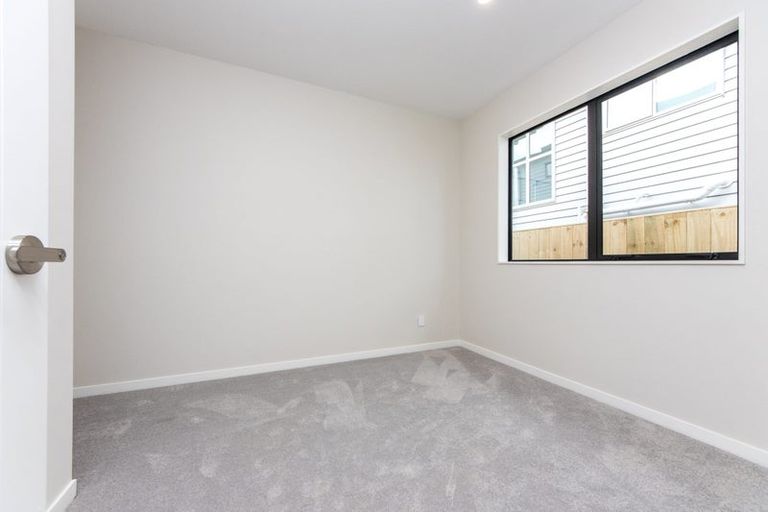 Photo of property in 19 Thomas Rielly Avenue, Hobsonville, Auckland, 0616