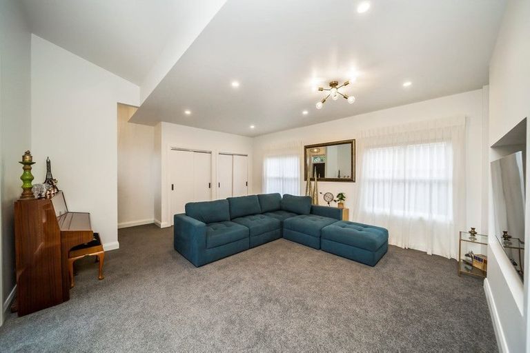 Photo of property in 6 Cracroft Street, Welbourn, New Plymouth, 4310