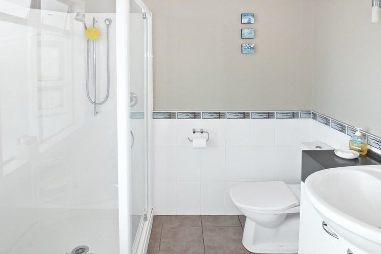 Photo of property in 9 Trafalgar Street, Foxton Beach, Foxton, 4815