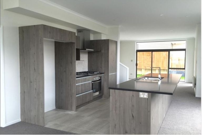 Photo of property in 1 Mapou Road, Hobsonville, Auckland, 0616