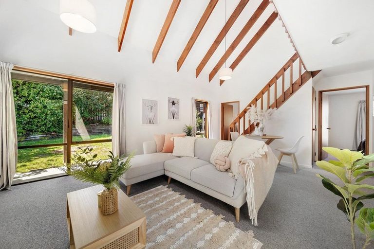 Photo of property in 25b Williams Street, Sunshine Bay, Queenstown, 9300