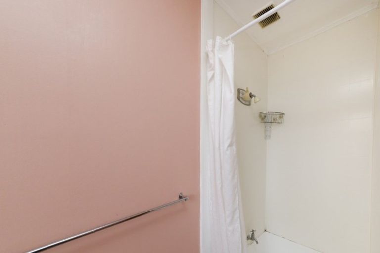 Photo of property in 2/175 Park Road, West End, Palmerston North, 4410