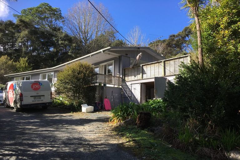Photo of property in 1060 Sandspit Road, Sandspit, Warkworth, 0982