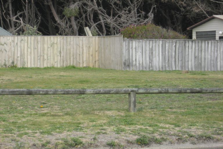 Photo of property in 10 Rua Avenue, Waitarere Beach, Levin, 5510