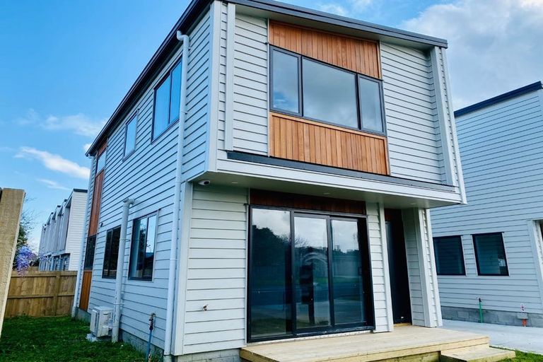 Photo of property in 1/116 Buckland Road, Mangere East, Auckland, 2024