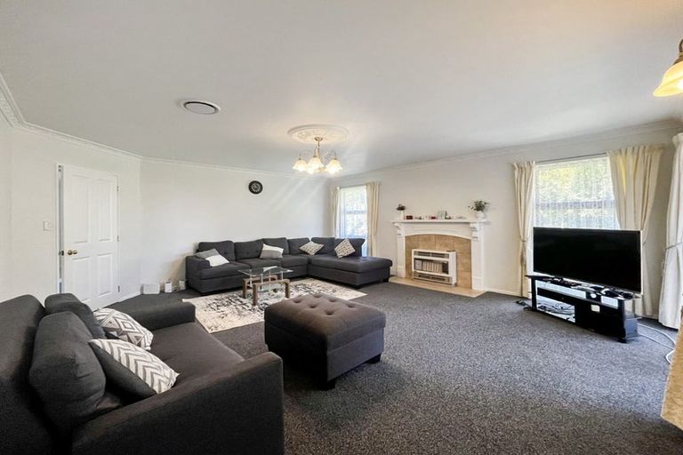 Photo of property in 10 Branigan Parade, Kelvin Grove, Palmerston North, 4414