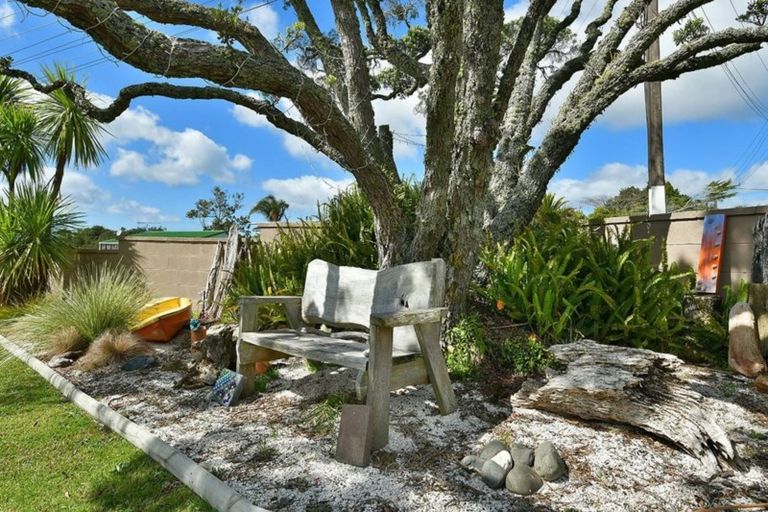 Photo of property in 2 Washington Avenue, Snells Beach, 0920