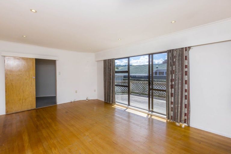 Photo of property in 5 Ruru Crescent, Heretaunga, Upper Hutt, 5018