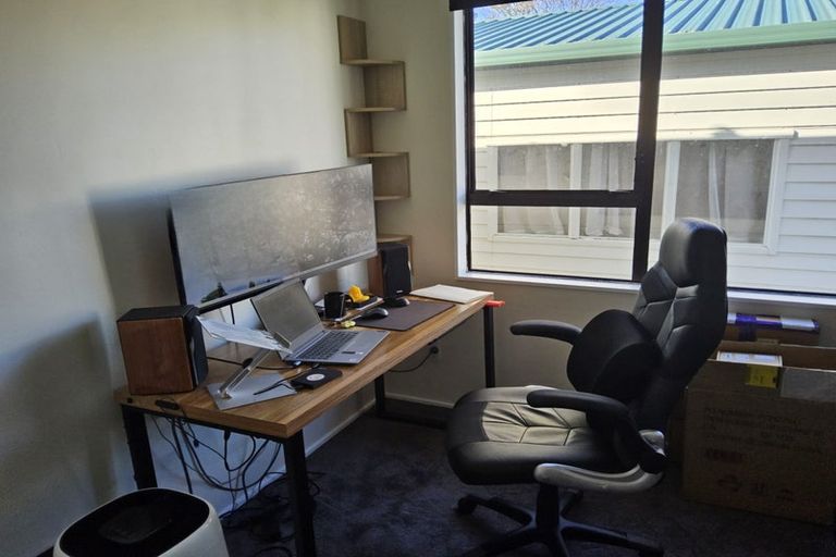 Photo of property in 13 Alton Grove, Masterton, 5810