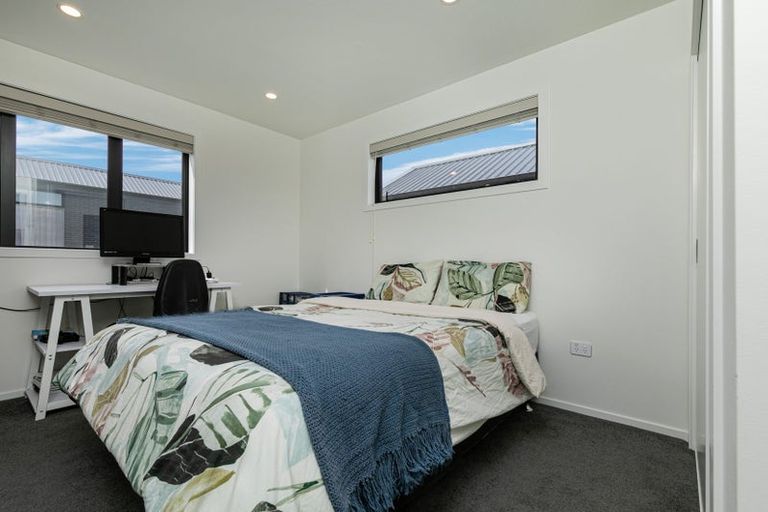 Photo of property in 2/63 Taikata Road, Te Atatu Peninsula, Auckland, 0610