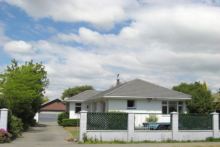 Photo of property in 38 Appleby Crescent, Burnside, Christchurch, 8053