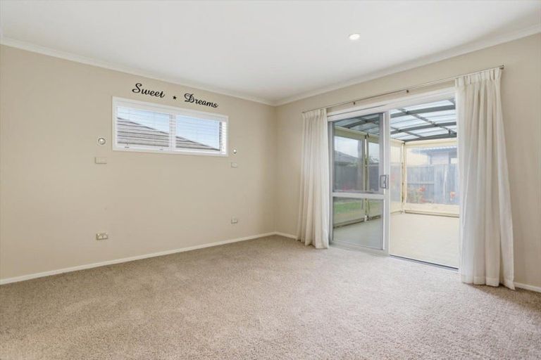 Photo of property in 82 Golden Sands Drive, Papamoa Beach, Papamoa, 3118