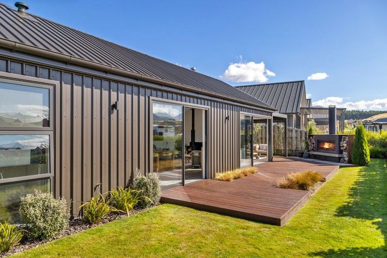 Photo of property in Northlake, 17 Armidale Crescent, Wanaka, 9305