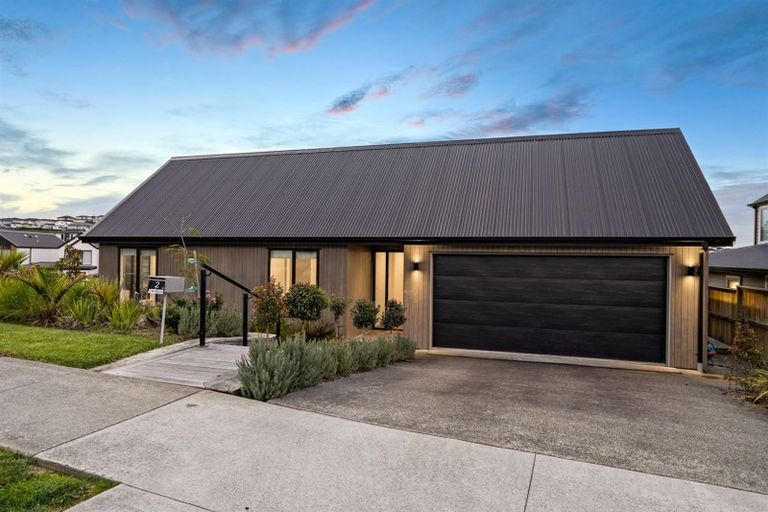 Photo of property in 2 Jardin Court, Silverdale, 0932