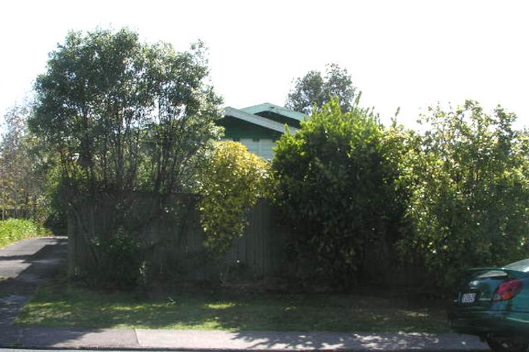 Photo of property in 1/34 Gladstone Road, Northcote, Auckland, 0627