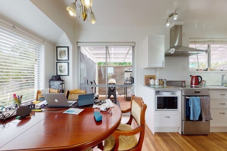 Photo of property in 7 Babington Place, Torbay, Auckland, 0630