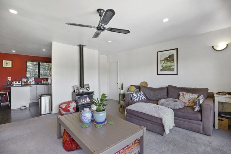 Photo of property in 6 Dalleys Lane, Lyttelton, 8082