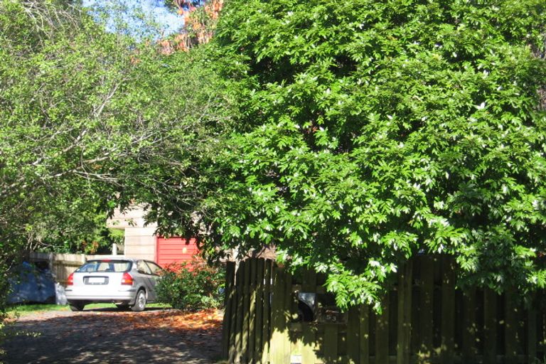 Photo of property in 53 Wirihana Road, Titirangi, Auckland, 0604