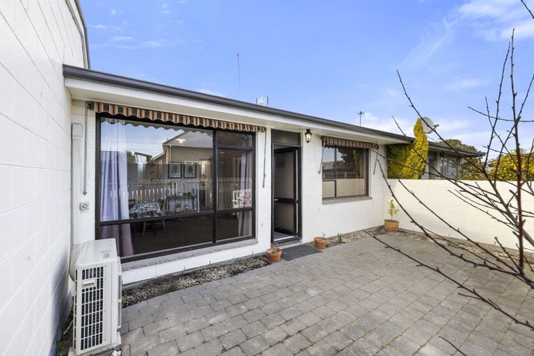 Photo of property in 2/53 Grenville Street, Waltham, Christchurch, 8011