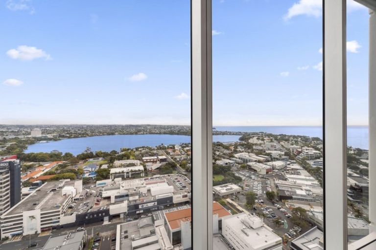 Photo of property in Sentinel Apartments, 2501/3 Northcroft Street, Takapuna, Auckland, 0622
