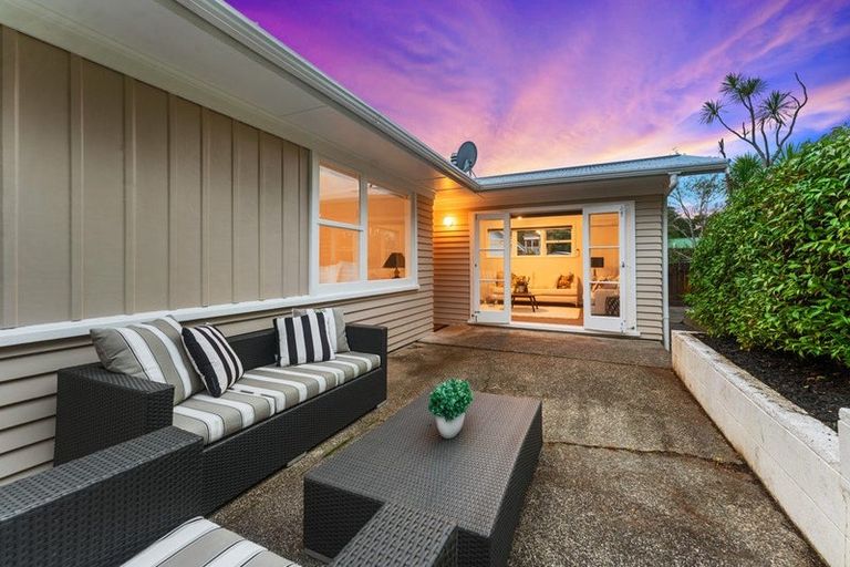 Photo of property in 39 Orion Place, Hillcrest, Auckland, 0627