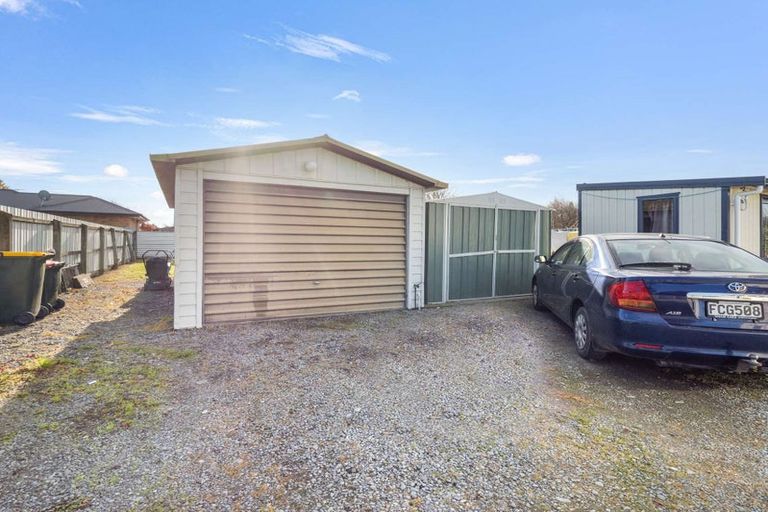 Photo of property in 70 Mcmurdo Street, Tinwald, Ashburton, 7700