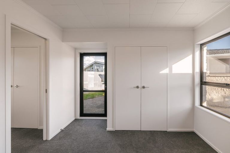 Photo of property in 2 Cypress Way, Levin, 5510