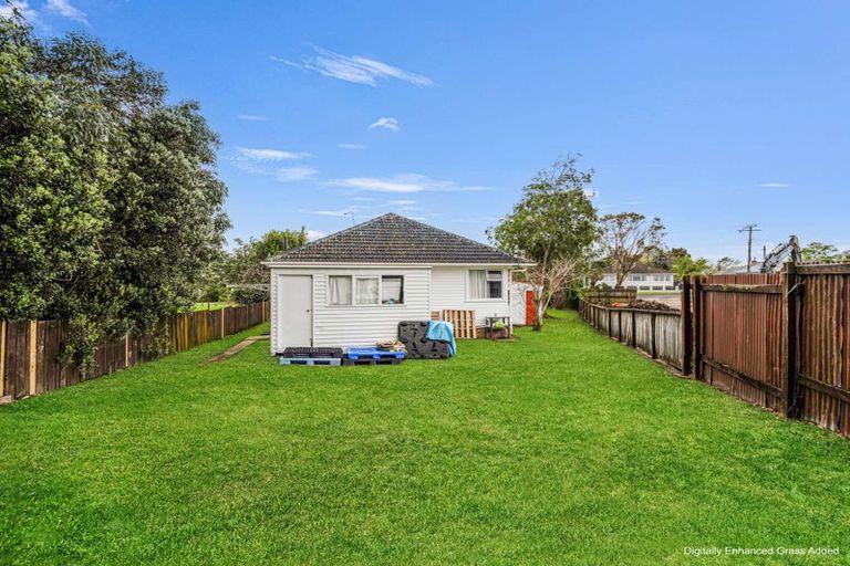 Photo of property in 12 Bittern Place, Henderson, Auckland, 0610