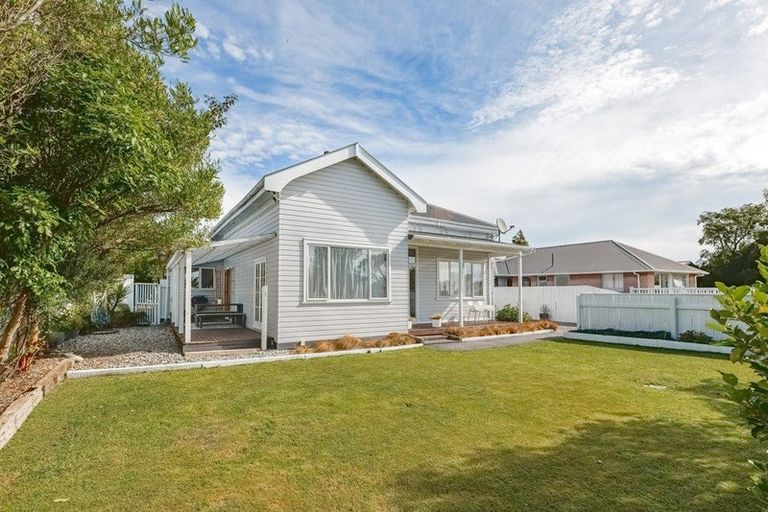 Photo of property in 52 Brougham Street, Westport, 7825