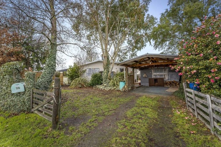 Photo of property in 20 Montgomery Street, Cheviot, 7310