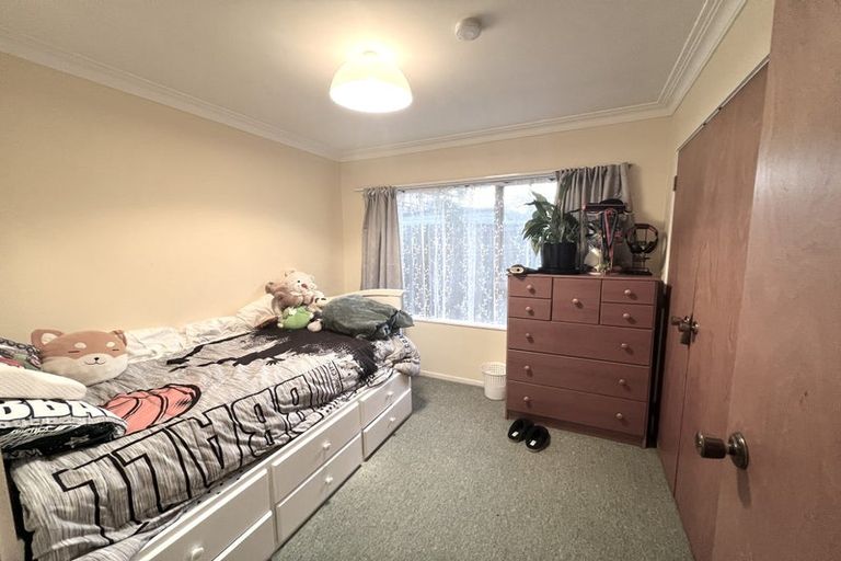 Photo of property in 2/7 Olena Avenue, Sunnyhills, Auckland, 2010
