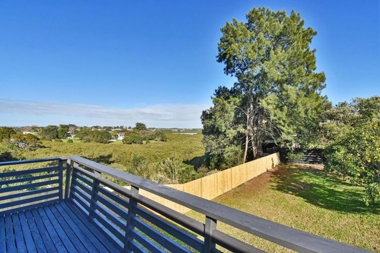 Photo of property in 9 Volante Avenue, Wattle Downs, Auckland, 2103