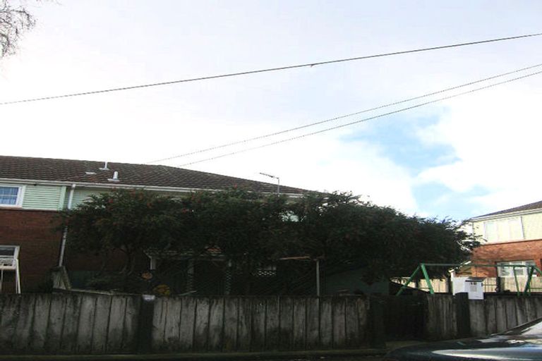 Photo of property in 19 Hawkins Street, Waiwhetu, Lower Hutt, 5010